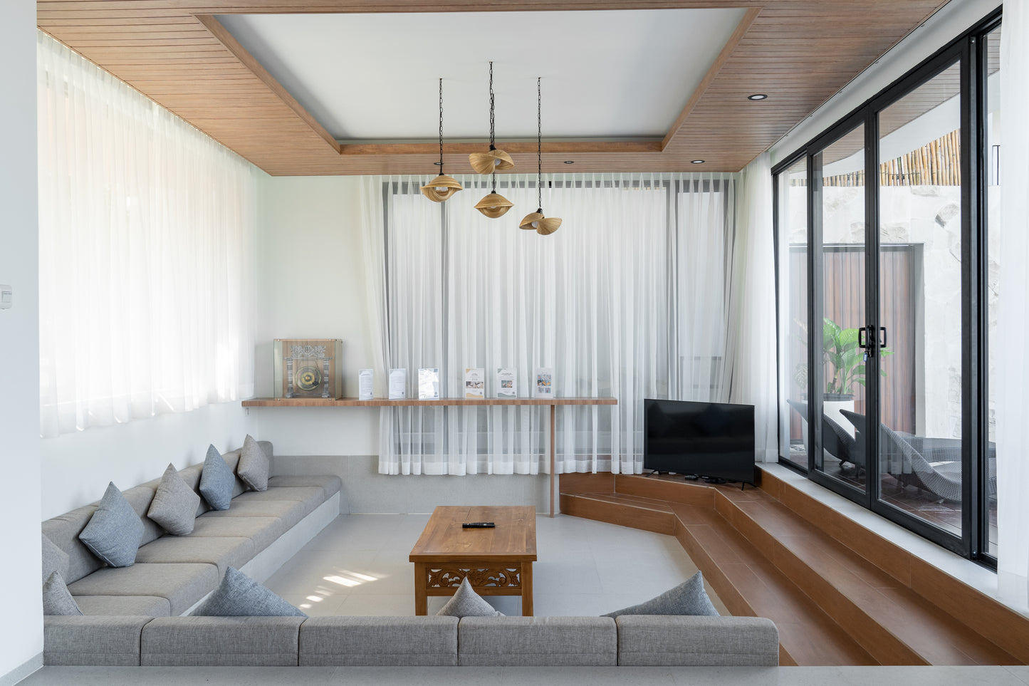 Sunset City View Villa